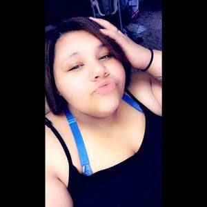 Meet your Posher, Vanessa